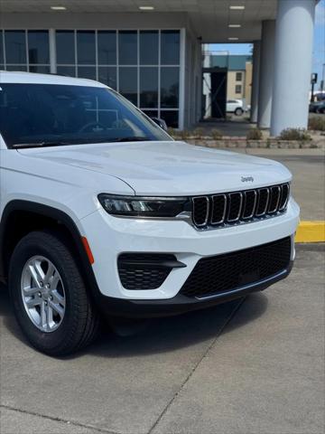 2025 Jeep Grand Cherokee GRAND CHEROKEE LAREDO 4X2