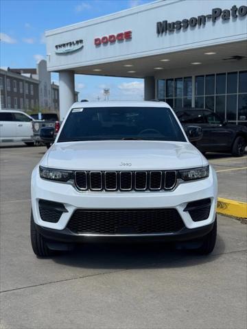 2025 Jeep Grand Cherokee GRAND CHEROKEE LAREDO 4X2