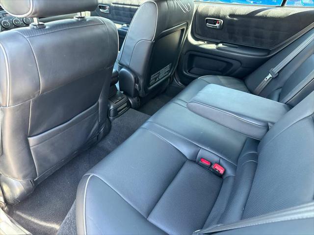 2002 Lexus IS 300 Sport Cross