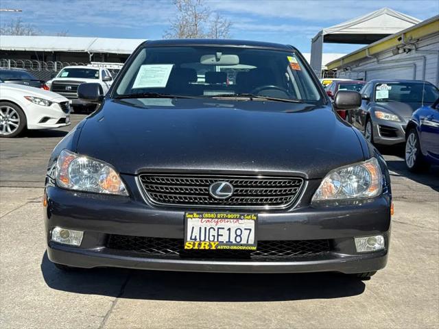 2002 Lexus IS 300 Sport Cross