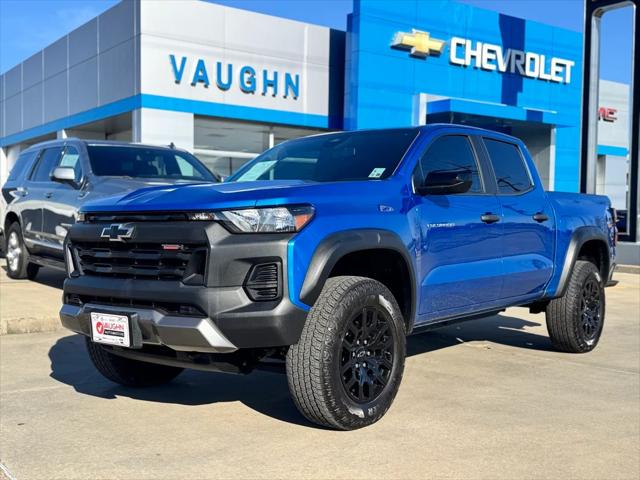 2023 Chevrolet Colorado 4WD Crew Cab Short Box Trail Boss