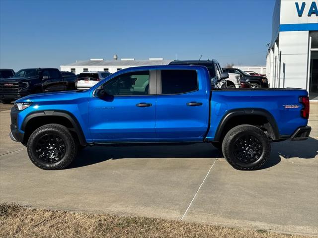 2023 Chevrolet Colorado 4WD Crew Cab Short Box Trail Boss