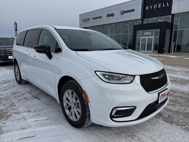 2025 Chrysler Pacifica PACIFICA SELECT AWD