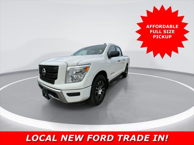 2021 Nissan TITAN Crew Cab SV 4x2