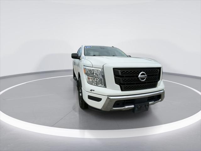 2021 Nissan TITAN Crew Cab SV 4x2
