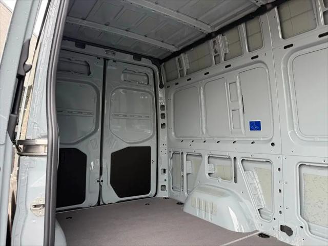 2025 Mercedes-Benz Sprinter 2500 Standard Roof 4-Cyl Diesel HO