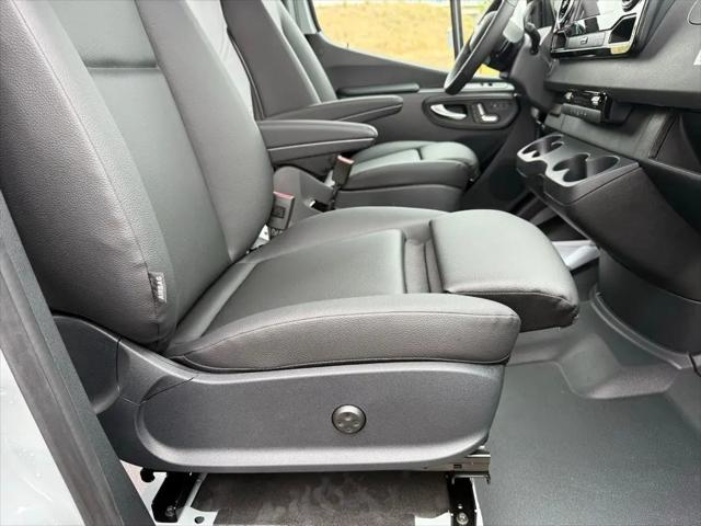 2025 Mercedes-Benz Sprinter 2500 Standard Roof 4-Cyl Diesel HO