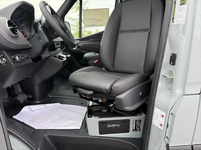 2025 Mercedes-Benz Sprinter 2500 Standard Roof 4-Cyl Diesel HO
