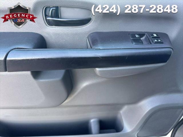 2016 Nissan 2500 S V6