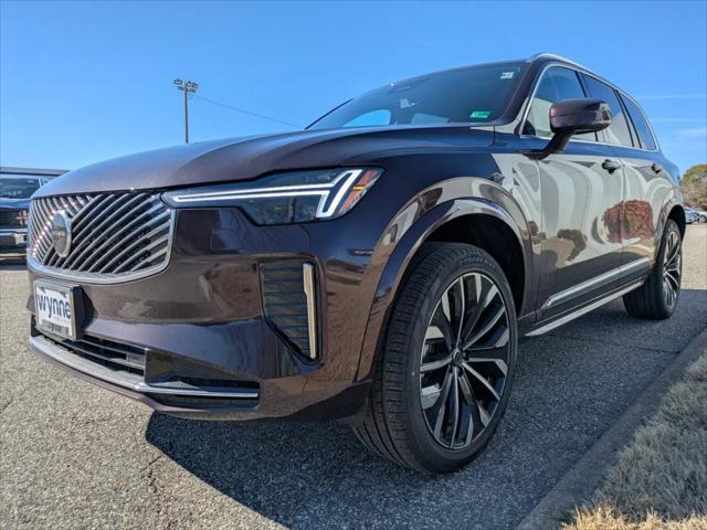2025 Volvo XC90 B6 Core