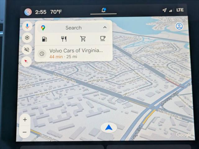 2025 Volvo XC90 B6 Core