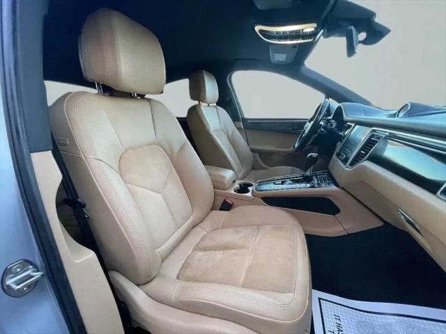 2017 Porsche Macan Sport Utility 4D