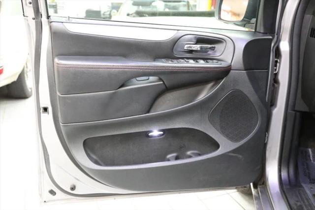 2016 Dodge Grand Caravan R/T