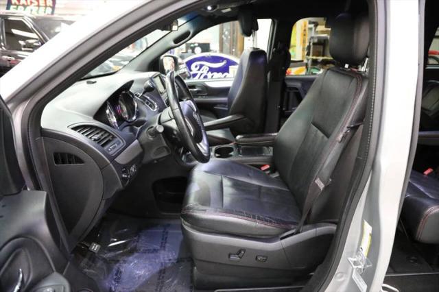 2016 Dodge Grand Caravan R/T
