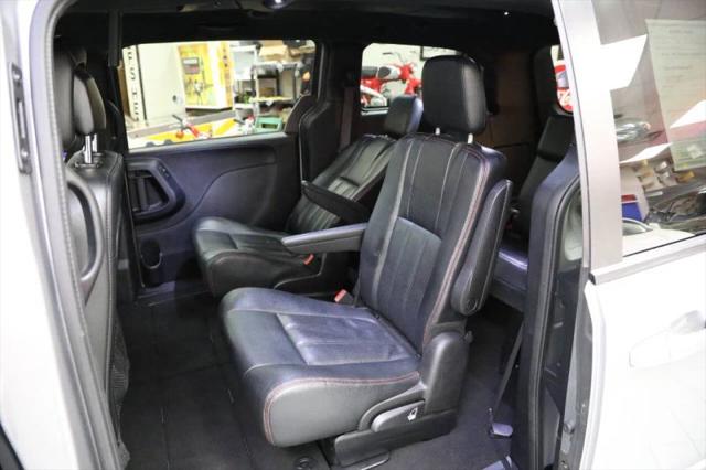 2016 Dodge Grand Caravan R/T