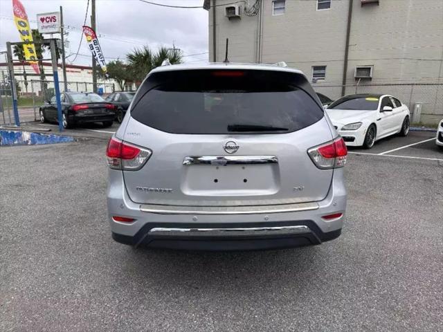 2014 Nissan Pathfinder SV