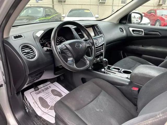 2014 Nissan Pathfinder SV