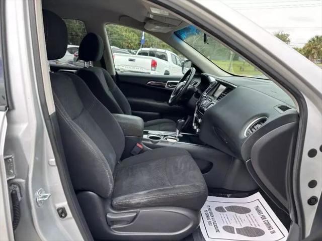 2014 Nissan Pathfinder SV