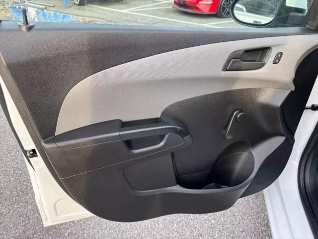 2015 Chevrolet Sonic LS Auto