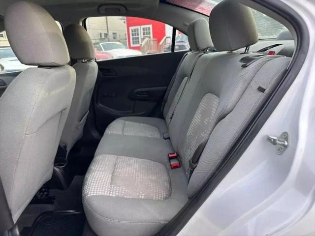 2015 Chevrolet Sonic LS Auto