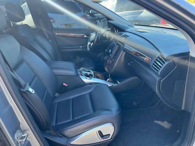 2011 Mercedes-Benz R 350 4MATIC