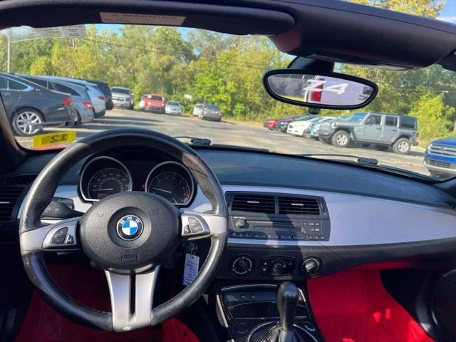 2005 BMW Z4 2.5i