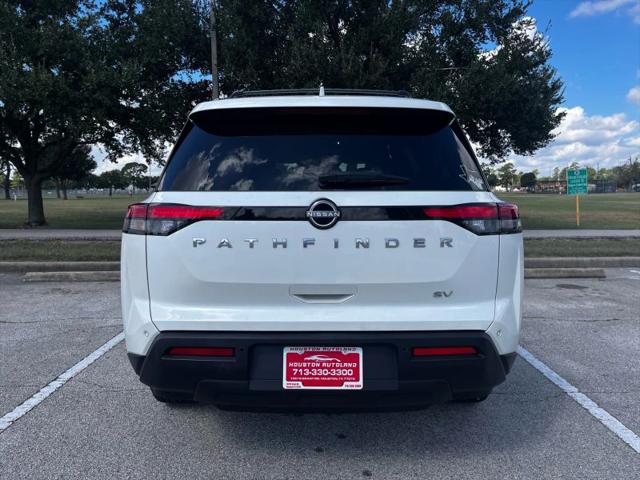 2022 Nissan Pathfinder SV 2WD