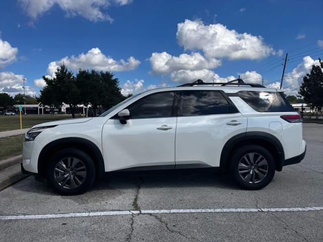 2022 Nissan Pathfinder SV 2WD