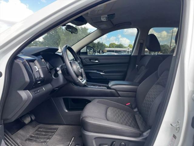 2022 Nissan Pathfinder SV 2WD