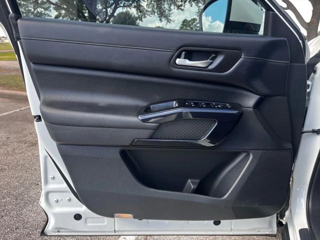 2022 Nissan Pathfinder SV 2WD