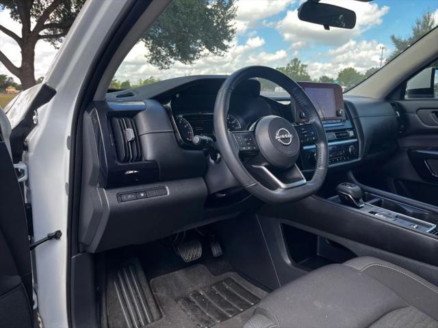 2022 Nissan Pathfinder SV 2WD