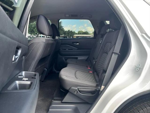 2022 Nissan Pathfinder SV 2WD