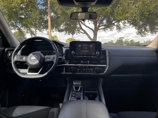 2022 Nissan Pathfinder SV 2WD