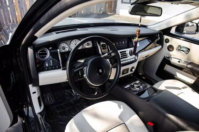 2014 Rolls-Royce Ghost Sedan 4D