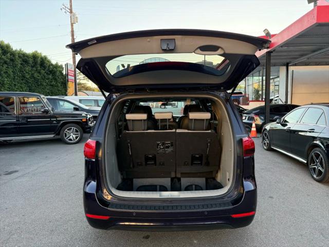2018 Kia Sedona LX