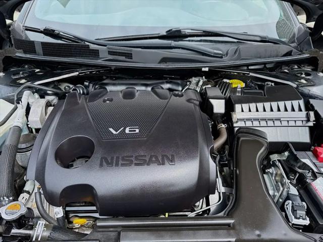 2023 Nissan Maxima SR Xtronic CVT
