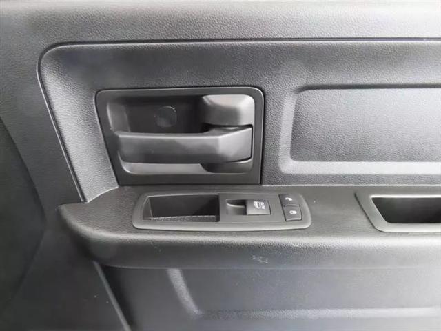 2019 Ram 1500 Classic Tradesman Crew Cab 4x4 5'7" Box