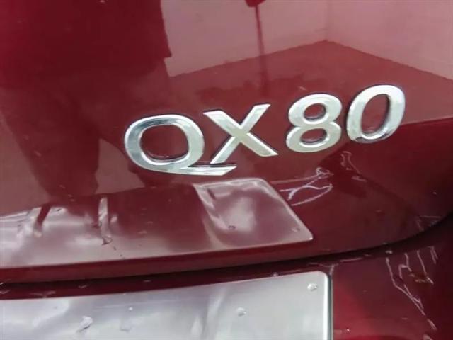 2022 INFINITI QX80 LUXE AWD
