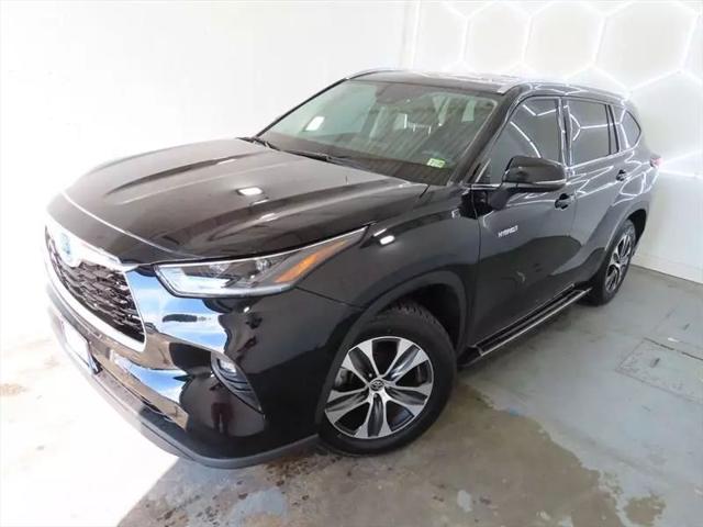 2021 Toyota Highlander Hybrid XLE
