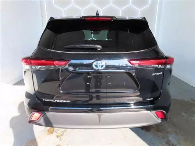 2021 Toyota Highlander Hybrid XLE