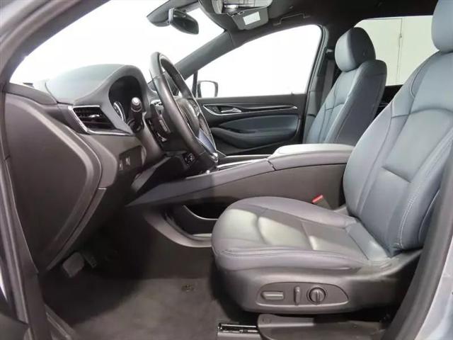 2023 Buick Enclave Essence FWD