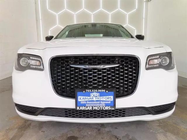 2022 Chrysler 300 Touring