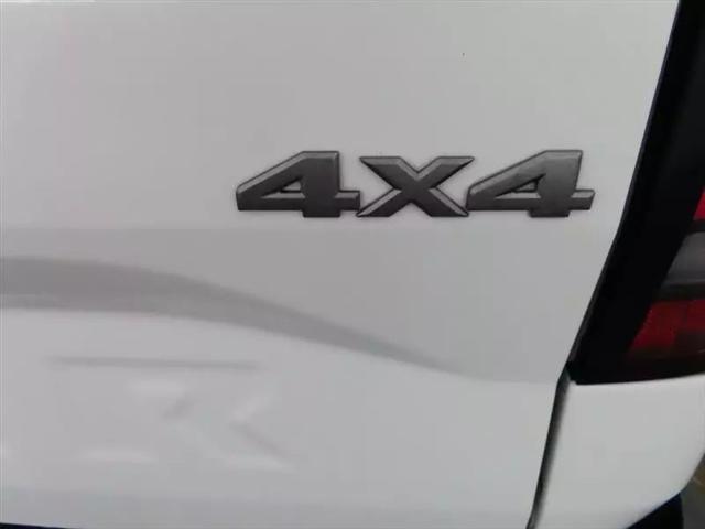 2023 Nissan Frontier King Cab S 4x4