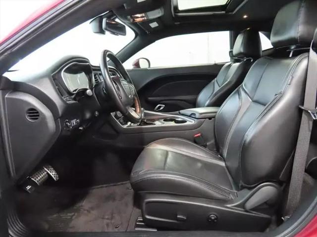 2018 Dodge Challenger SXT Plus