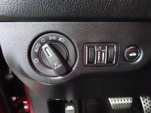 2018 Dodge Challenger SXT Plus