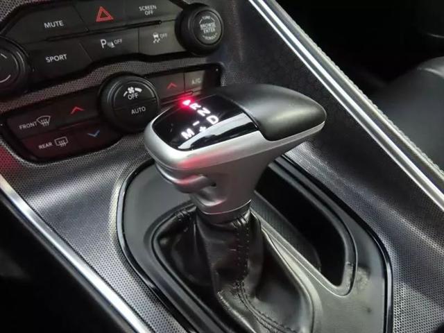 2018 Dodge Challenger SXT Plus