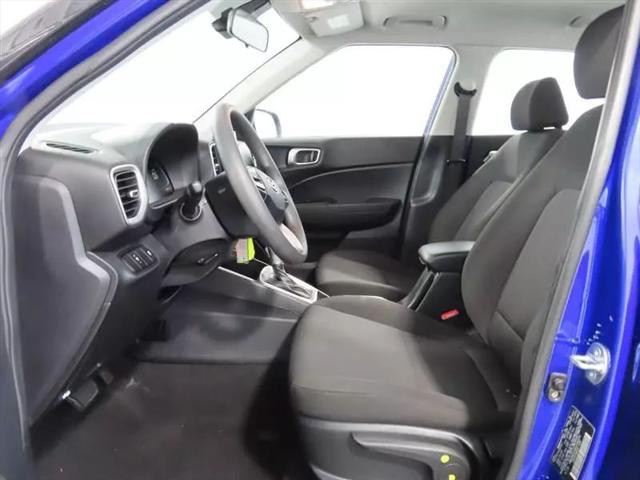 2024 Hyundai Venue SE