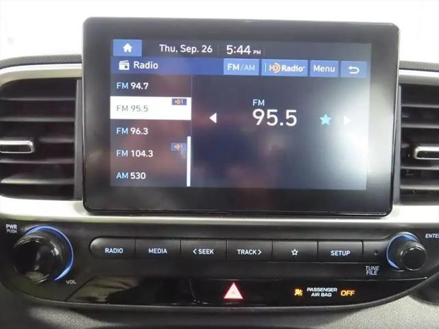 2024 Hyundai Venue SE
