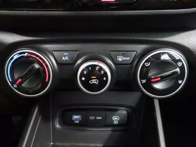 2024 Hyundai Venue SE
