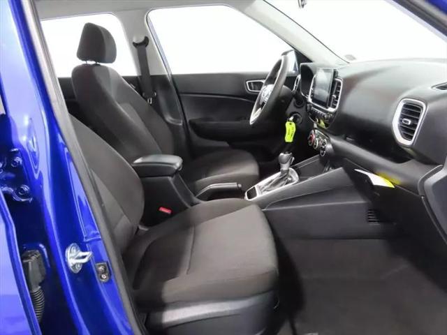 2024 Hyundai Venue SE